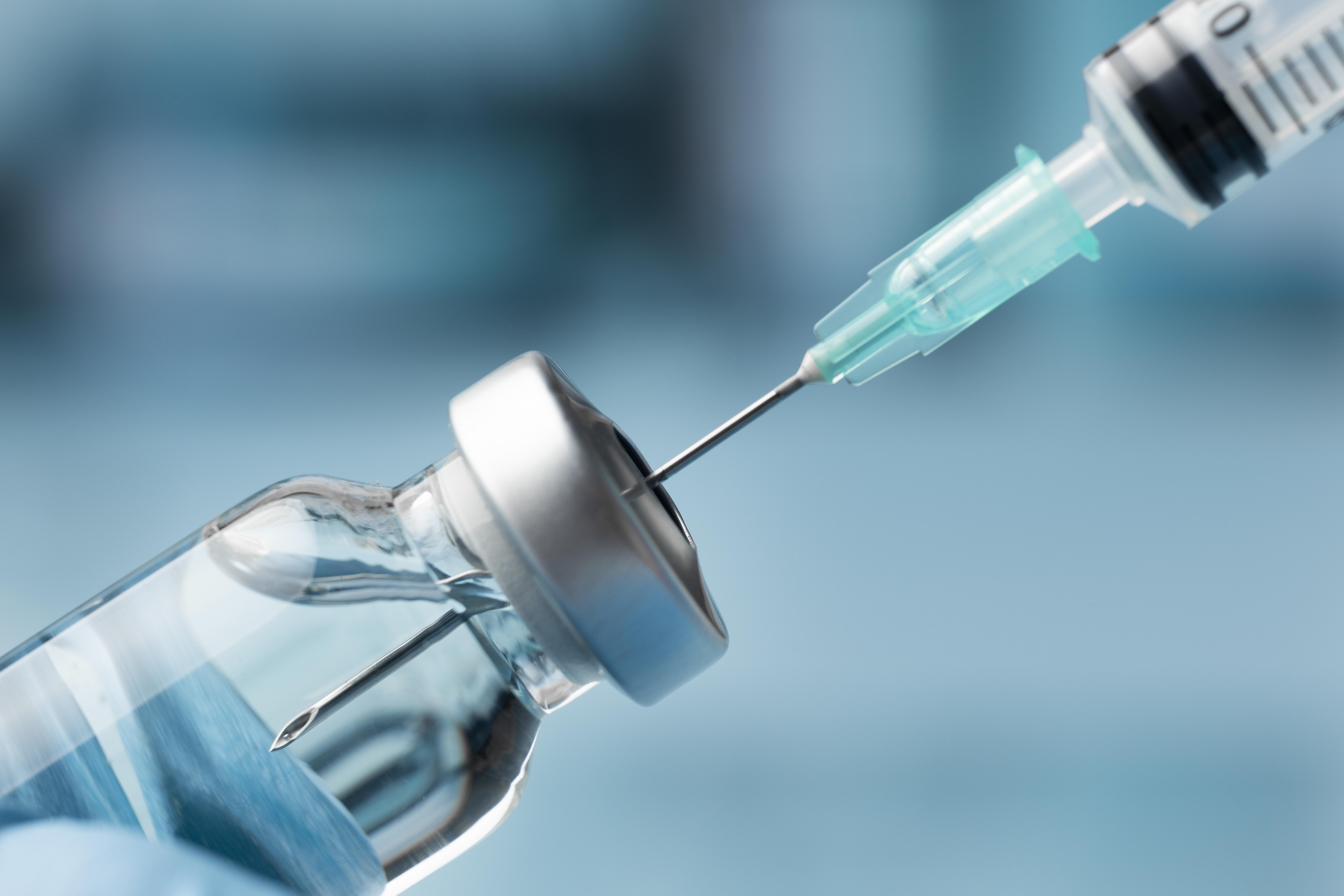 Impfschutz im Herbst: Die wichtigsten Fragen und Antworten rund um Grippe, Corona, RSV und Pneumokokken